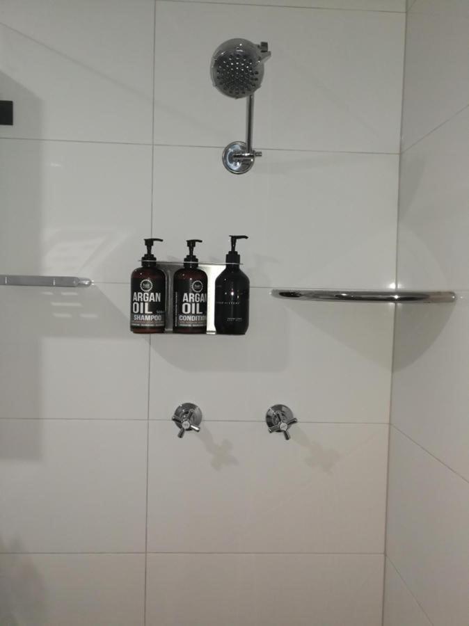 Apartment Merala A Cosy With Easy Stroll To Cbd *