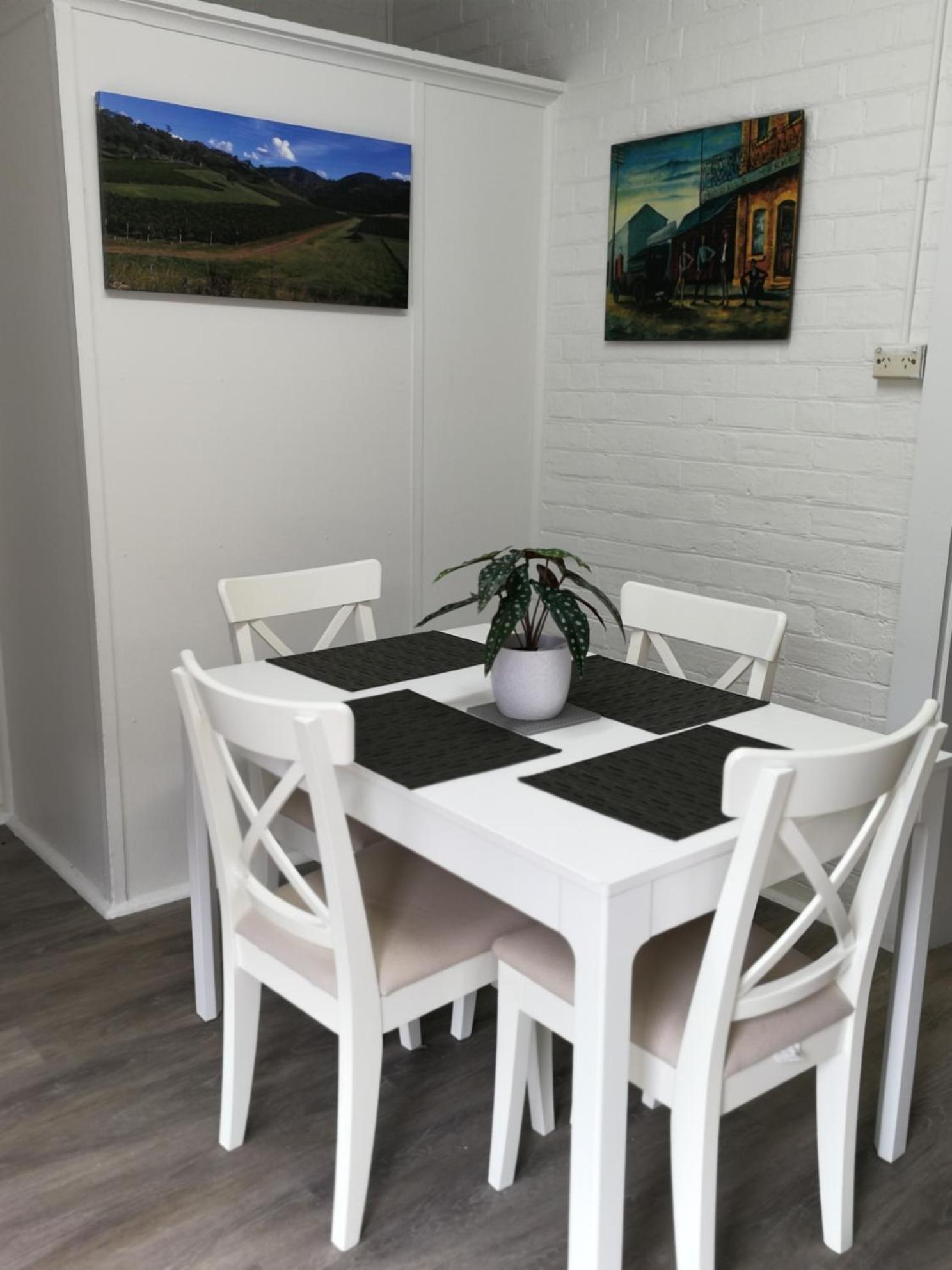 Merala A Cosy With Easy Stroll To Cbd