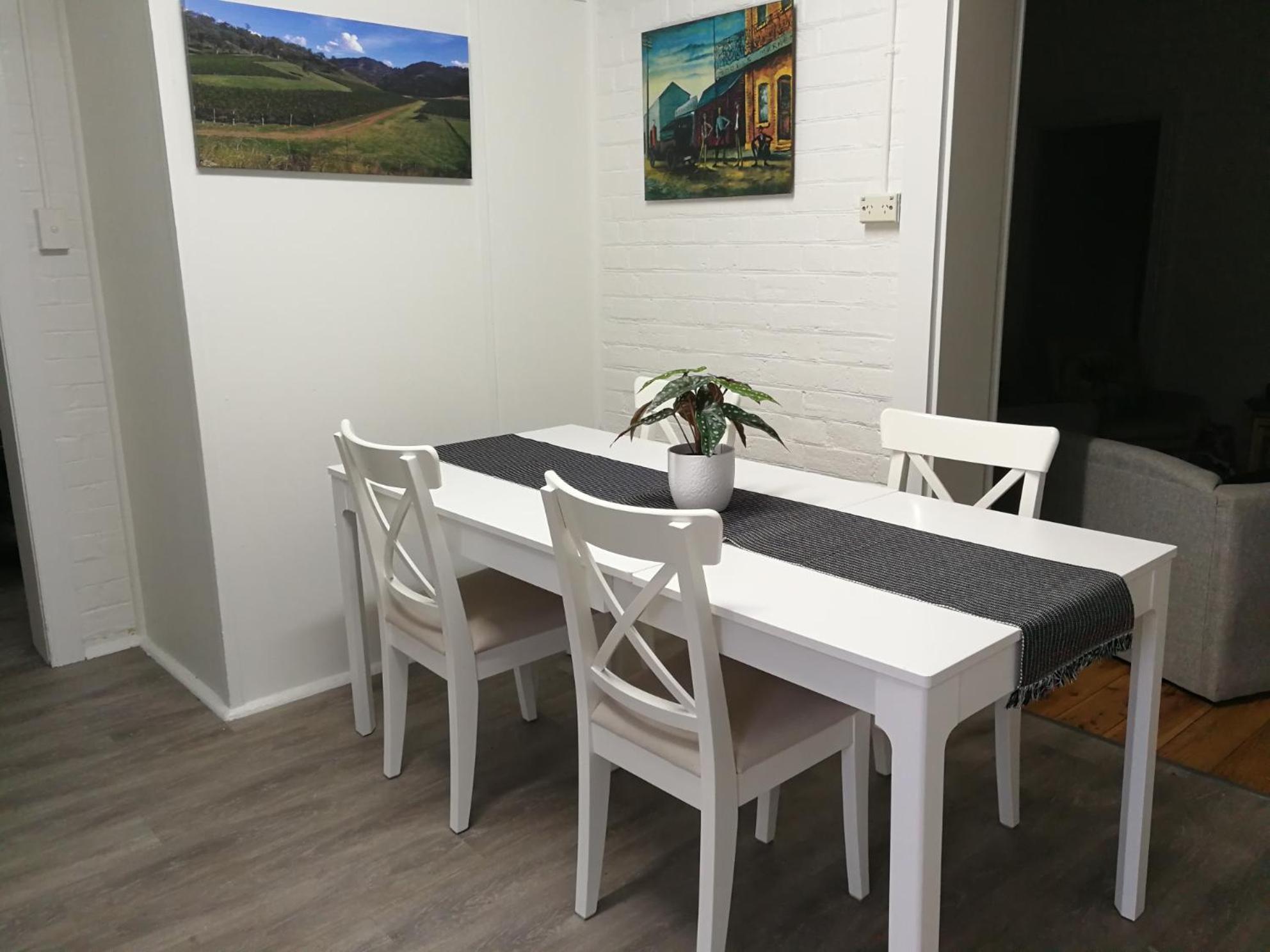 Merala A Cosy With Easy Stroll To Cbd